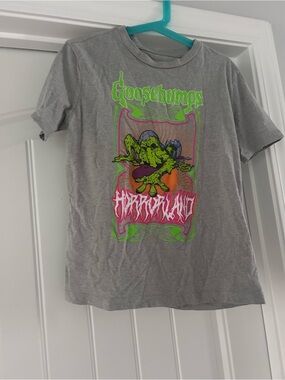 Goosebumps Kids Short-Sleeve Graphic Tee - Gray with Green & Pink Monster